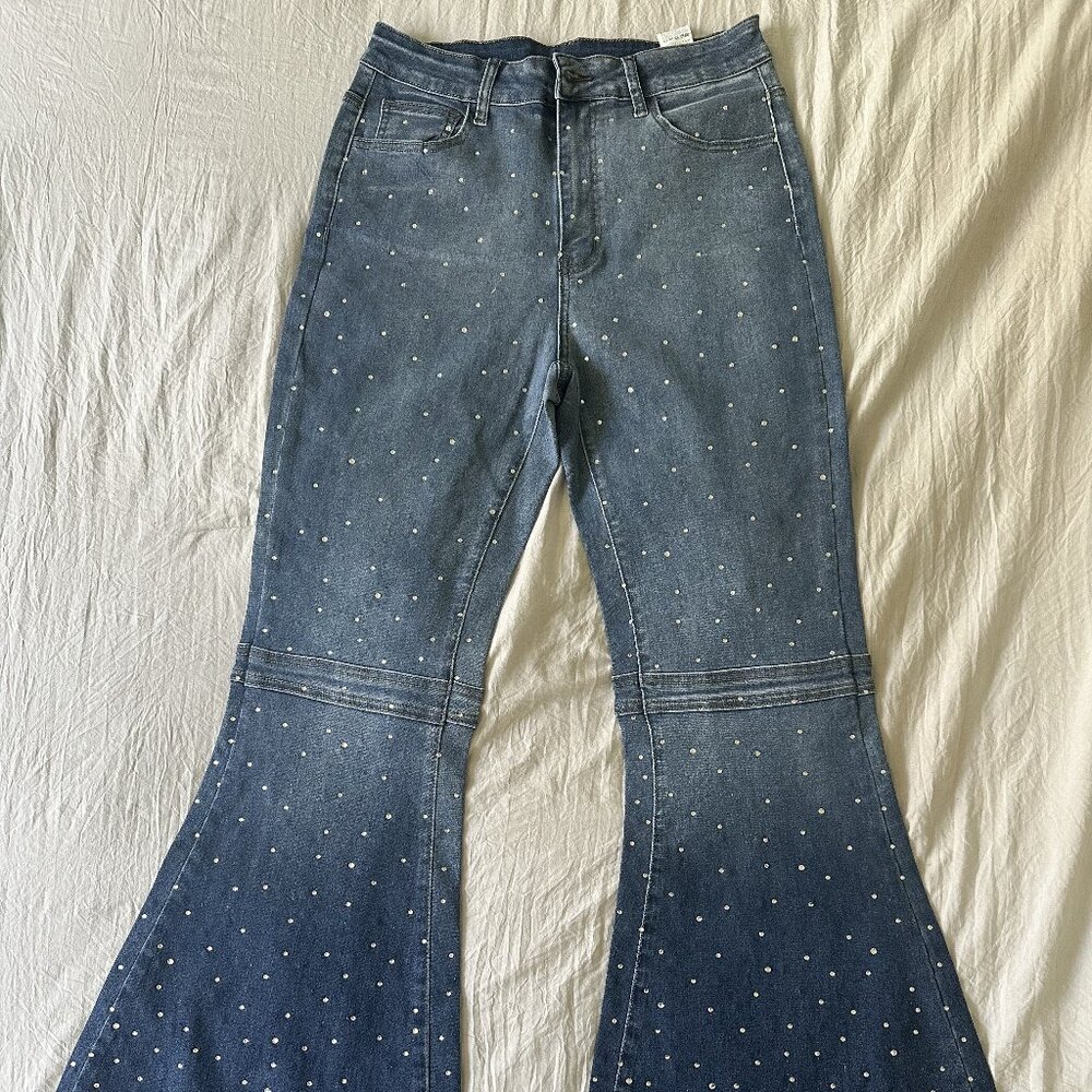 SHEIN Flared Rhinestone Jeans Size L – New Without Tags